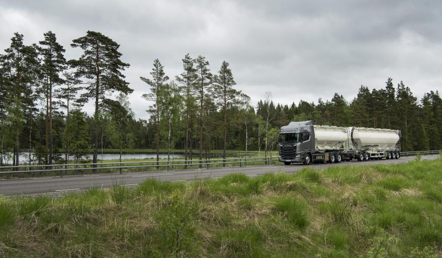  Scania R 730 6x2 Highline 2016 года  (фото 10 из 13)